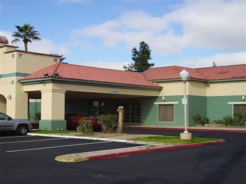 Vacation Inn Phoenix Exterior foto