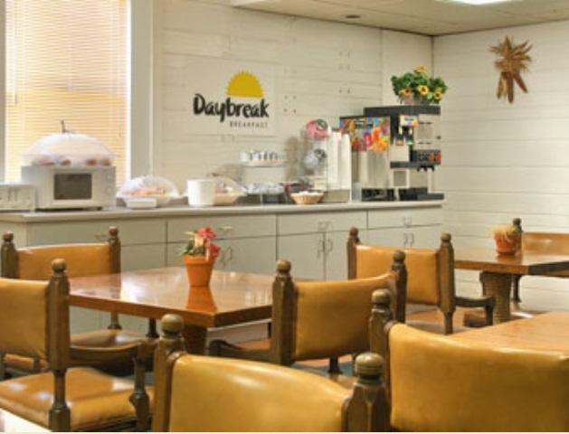 Vacation Inn Phoenix Restaurant foto